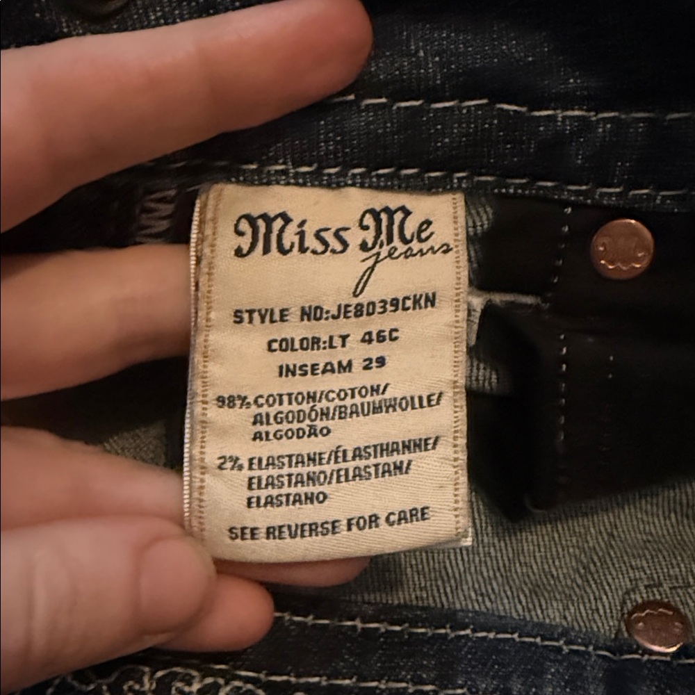 Miss Me Women's Signature Rise Cuffed Skinny Distressed Jeans - Picture 9 of 10